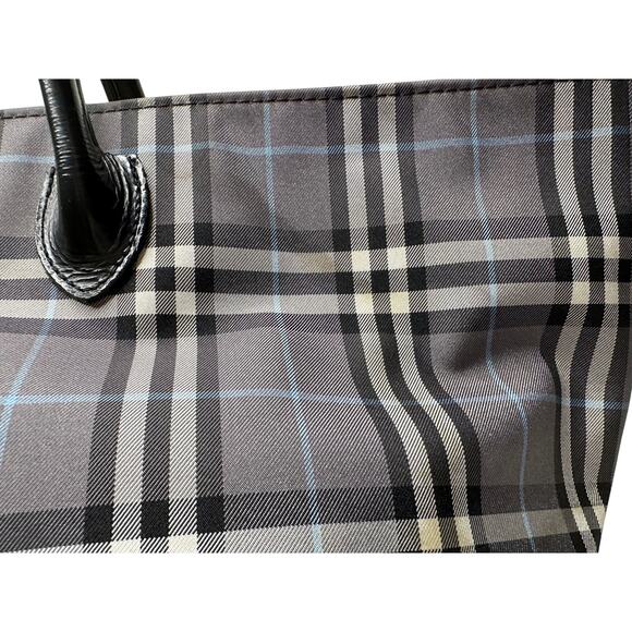 Autre Marque Burberrys London Gray Nova Check Blue Label NylonTote Bag - Picture 12 of 16